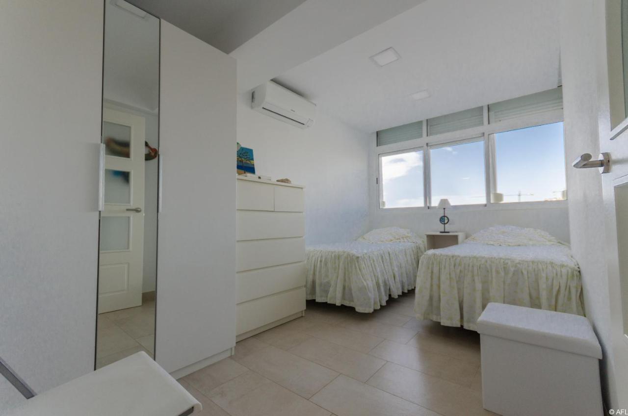 Holiday Apartment With Direct Sea Promenade Access 马斯帕洛马斯 外观 照片